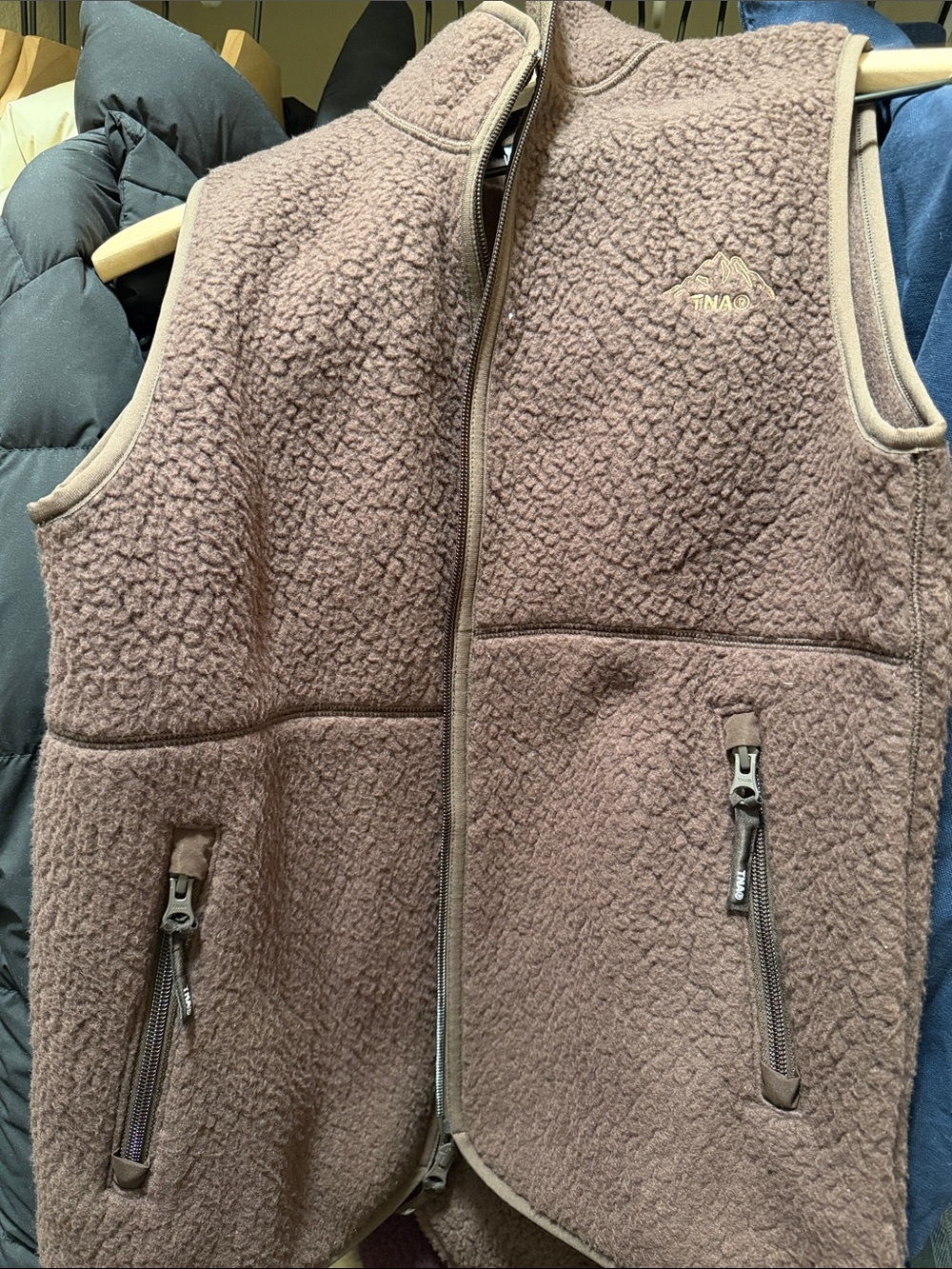 TNA women’s Sherpa Fleece Vest - Brown